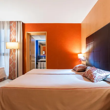 Hotel Medinaceli 4*